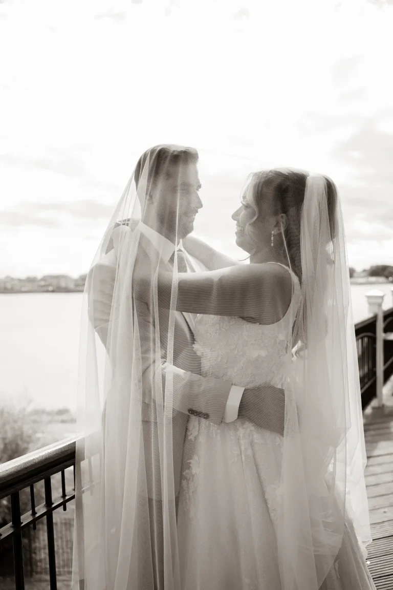 Romantische loveshoot op locatie vastgelegd door Duvangraphy in Nederland